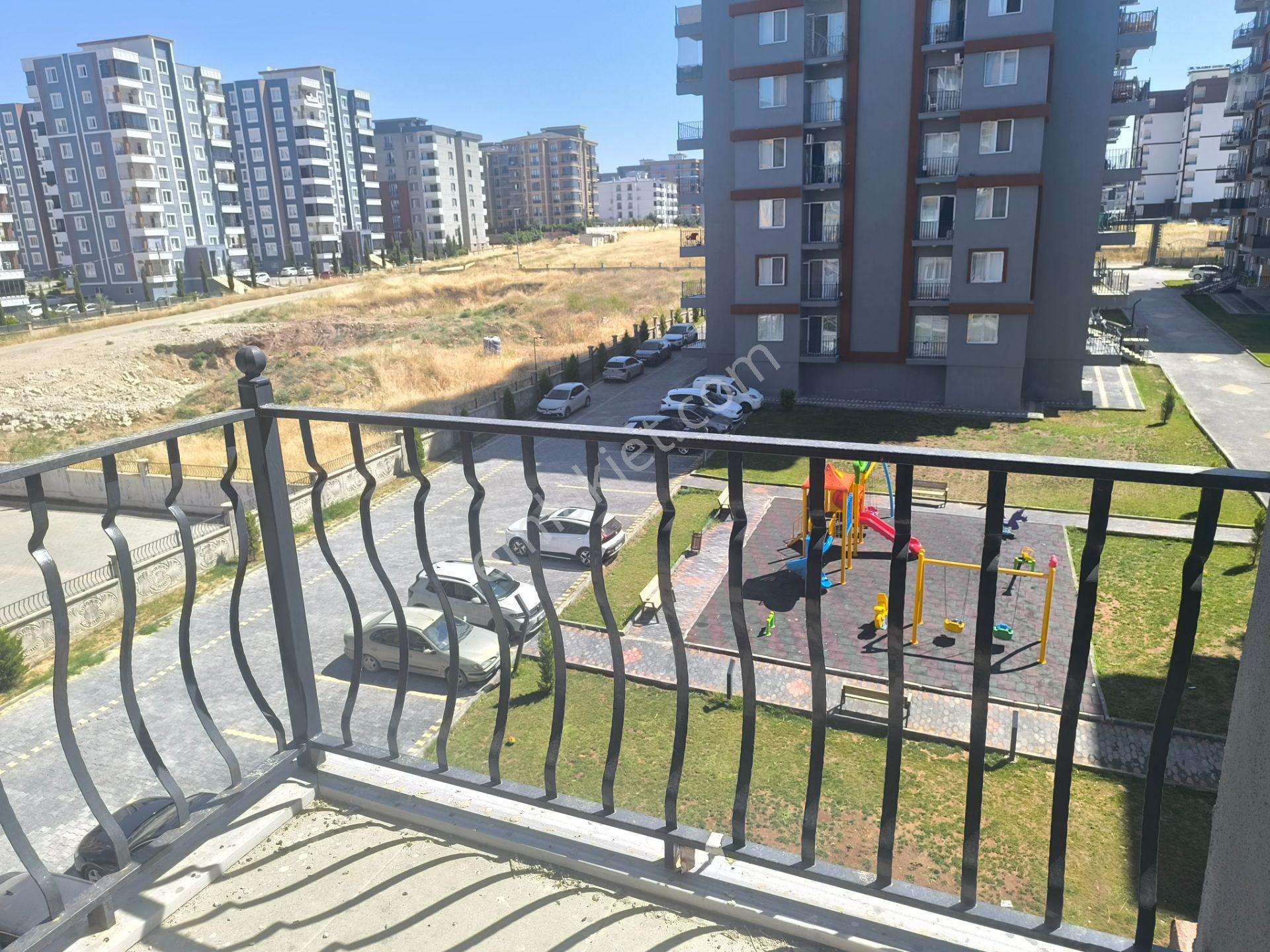 Adıyaman Altınşehirde Kiralık 3+1 Ara Kat Lüks Site İçi Daire - Görsel 15