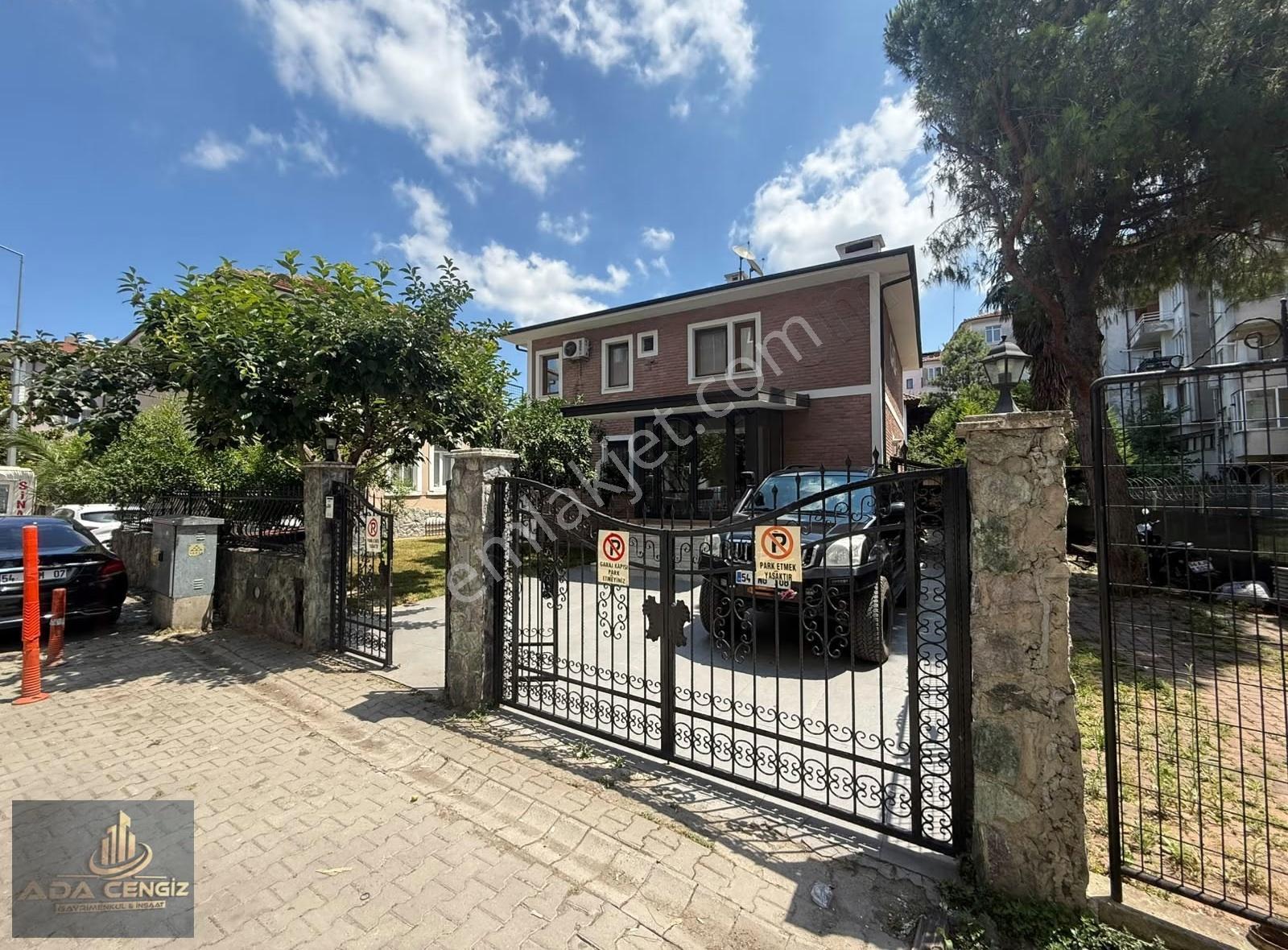 Çark Caddesi Ve Orhan Camiye Yürüm E Mesafesinde Süper Villa - Görsel 2