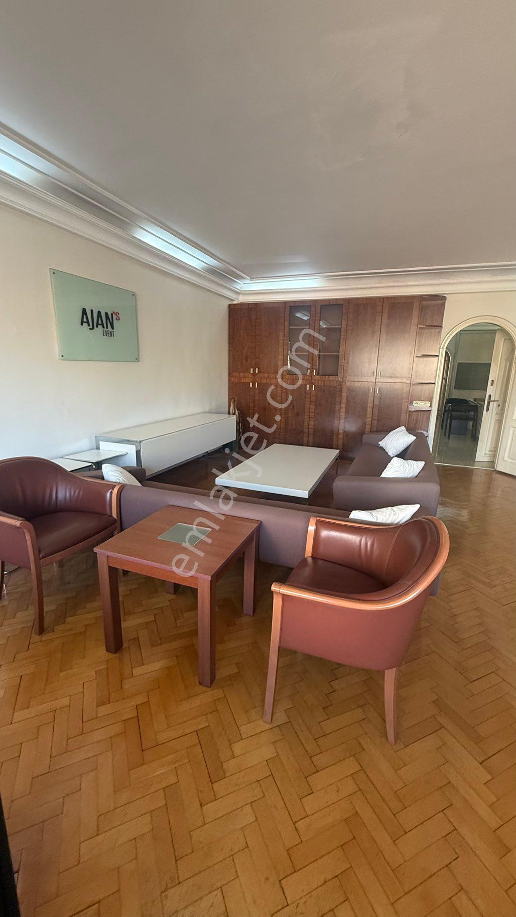 Gayrettepe Akın Sitesinde 170 M2 Eşyalı & Boş Ofis - Görsel 3