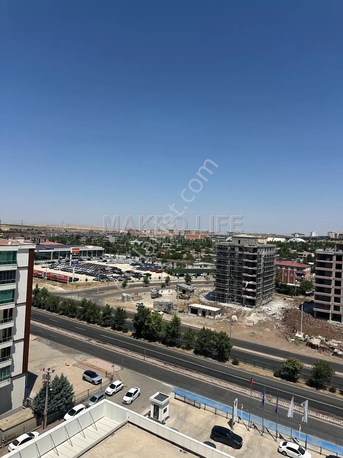 Urfa Yolu Üzerinde Zana Düğün Salonu Civarında Cadde Üzerinde Kiralık 2+1 Fırsat Daire - Görsel 17