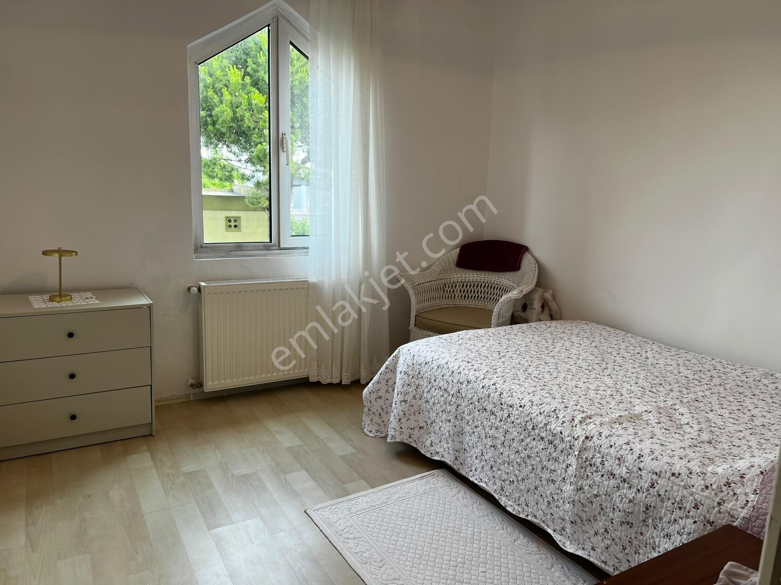 Re/max Anka'dan Dostlar Sitesi'nde Kiralık Deniz Manzaralı Villa - Görsel 11