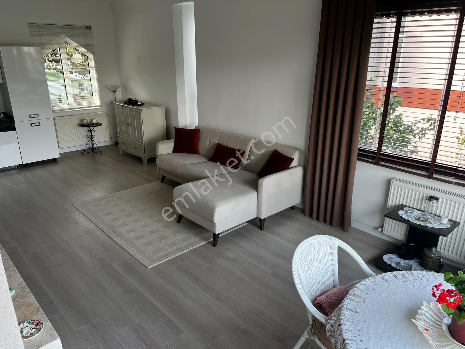 Re/max Anka'dan Dostlar Sitesi'nde Kiralık Deniz Manzaralı Villa - Görsel 17