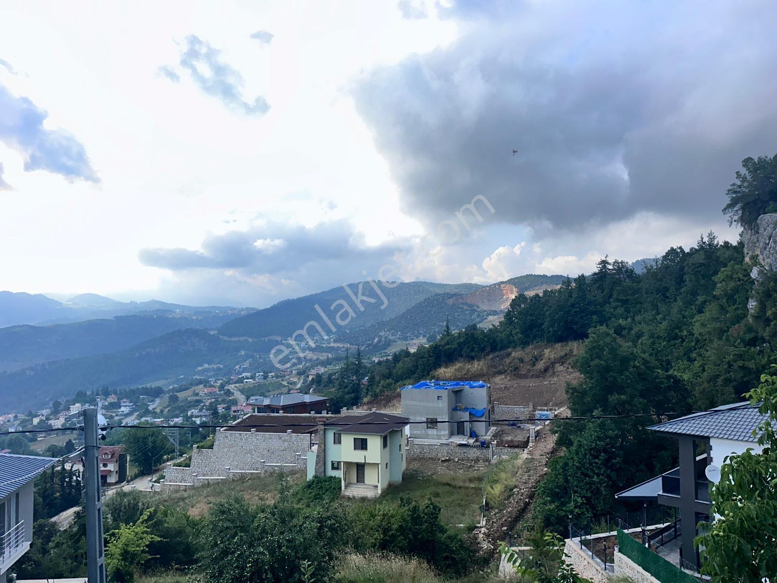 Rw Budur'dan Satılık Doğa İle İç İçe Mükemmel Yayla Evi