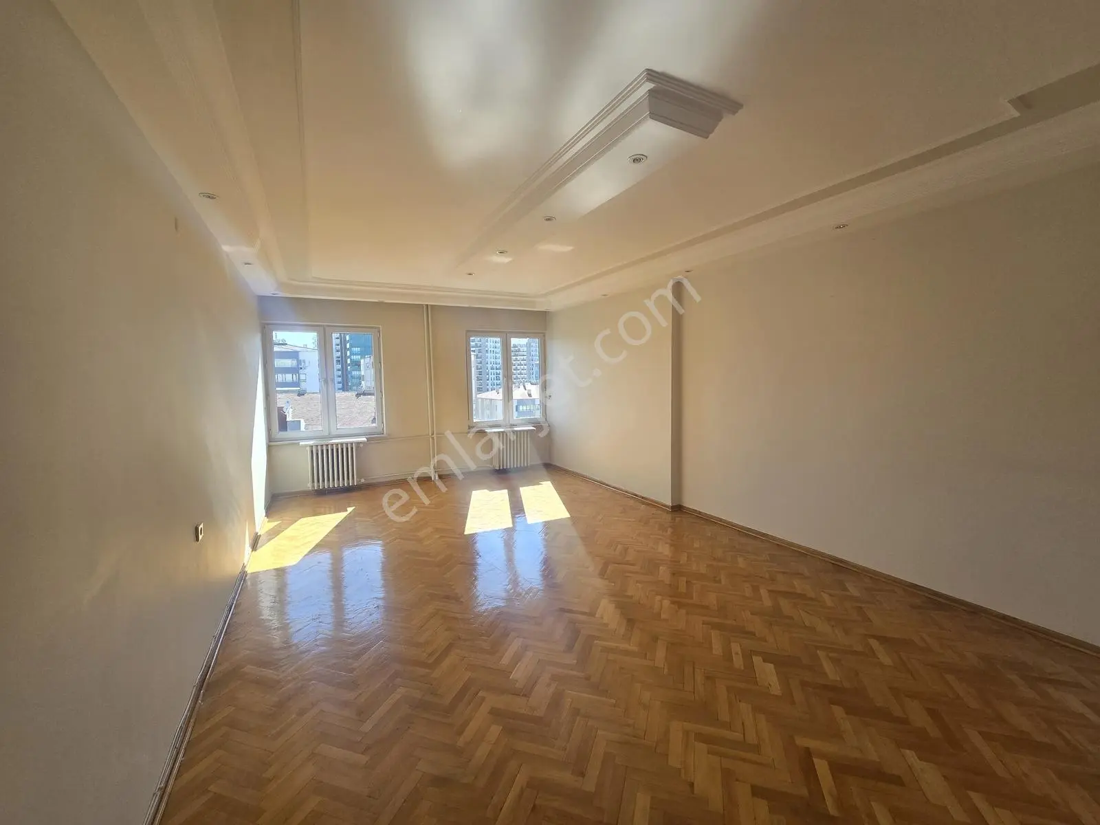 Sahabiye Merkezi Konumda Geniş Bakımlı 3+1 Kiralık Daire - Görsel 2