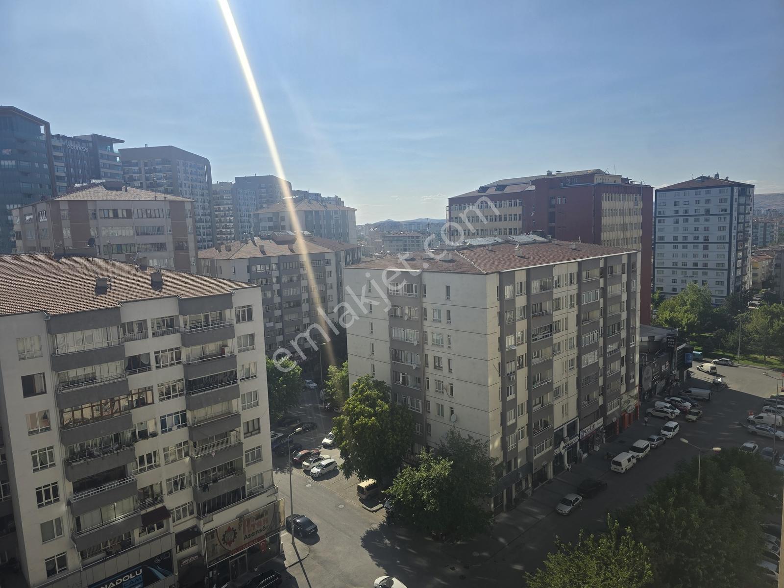 Sahabiye Merkezi Konumda Geniş Bakımlı 3+1 Kiralık Daire - Görsel 13