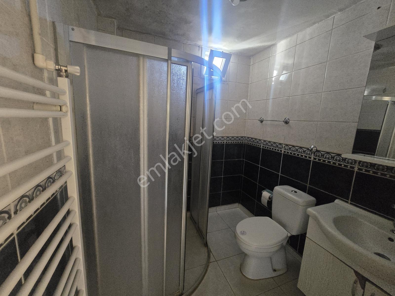 Sahabiye Merkezi Konumda Geniş Bakımlı 3+1 Kiralık Daire - Görsel 9