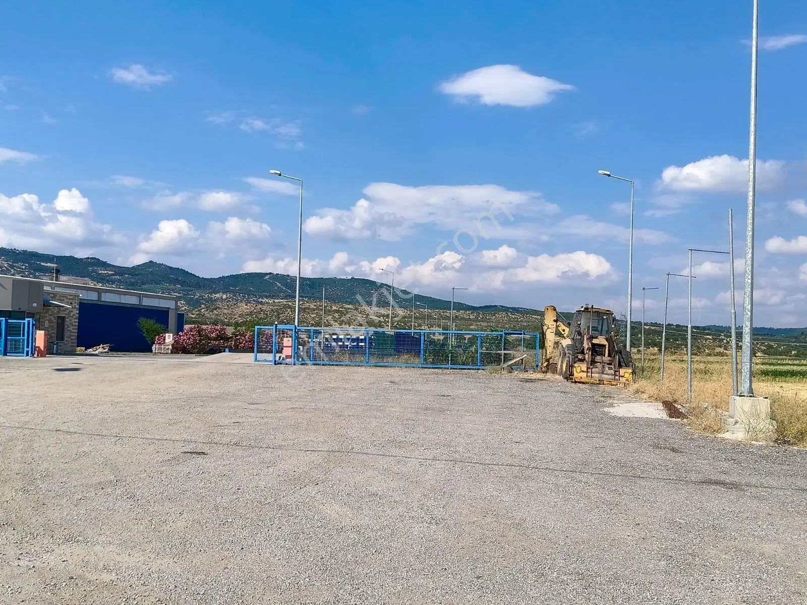 Fabrika Yanı 9 Dekar Yatırımlık Tarla - Görsel 5