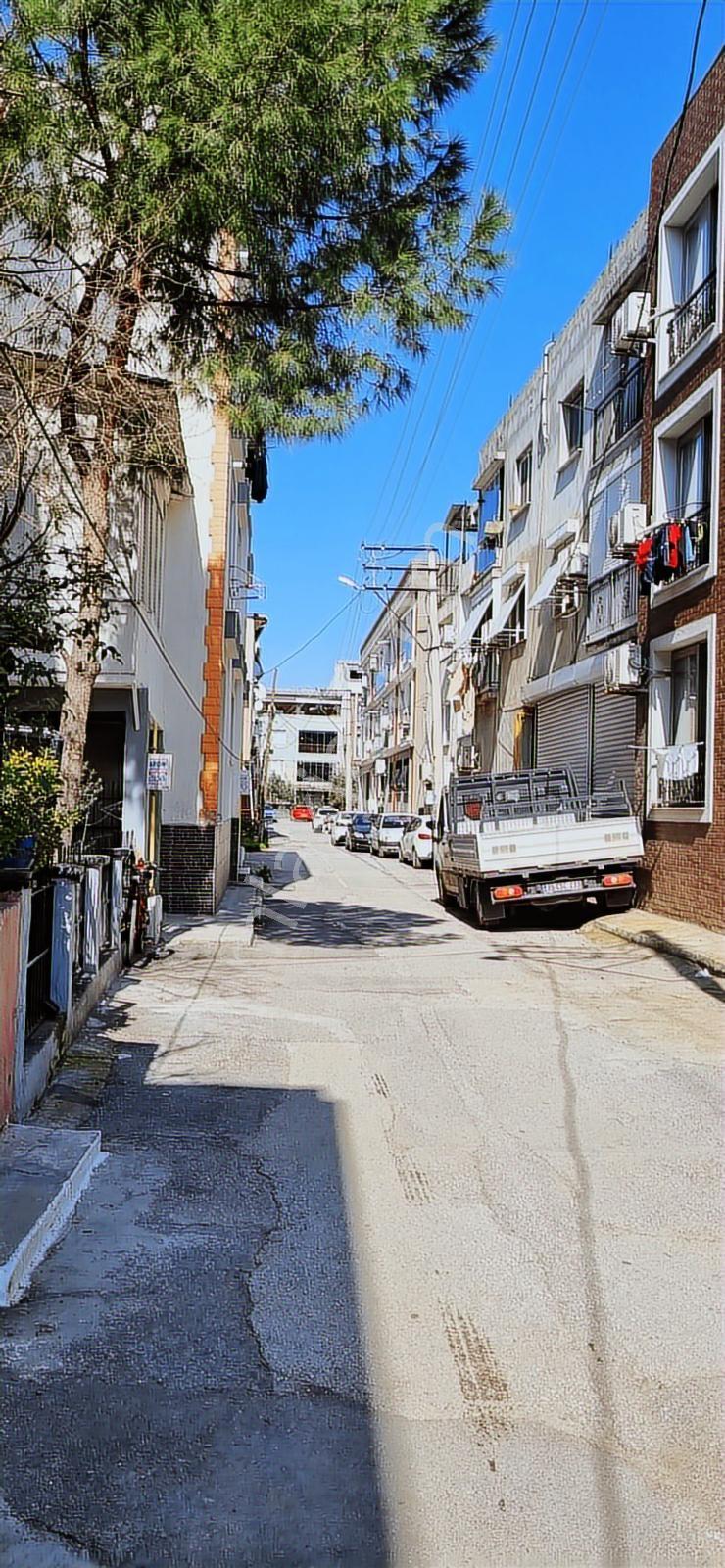 Çiğli Balatçıkda Üniversite Yakını Merkezi Kiralık 1+1 Daire - Görsel 28