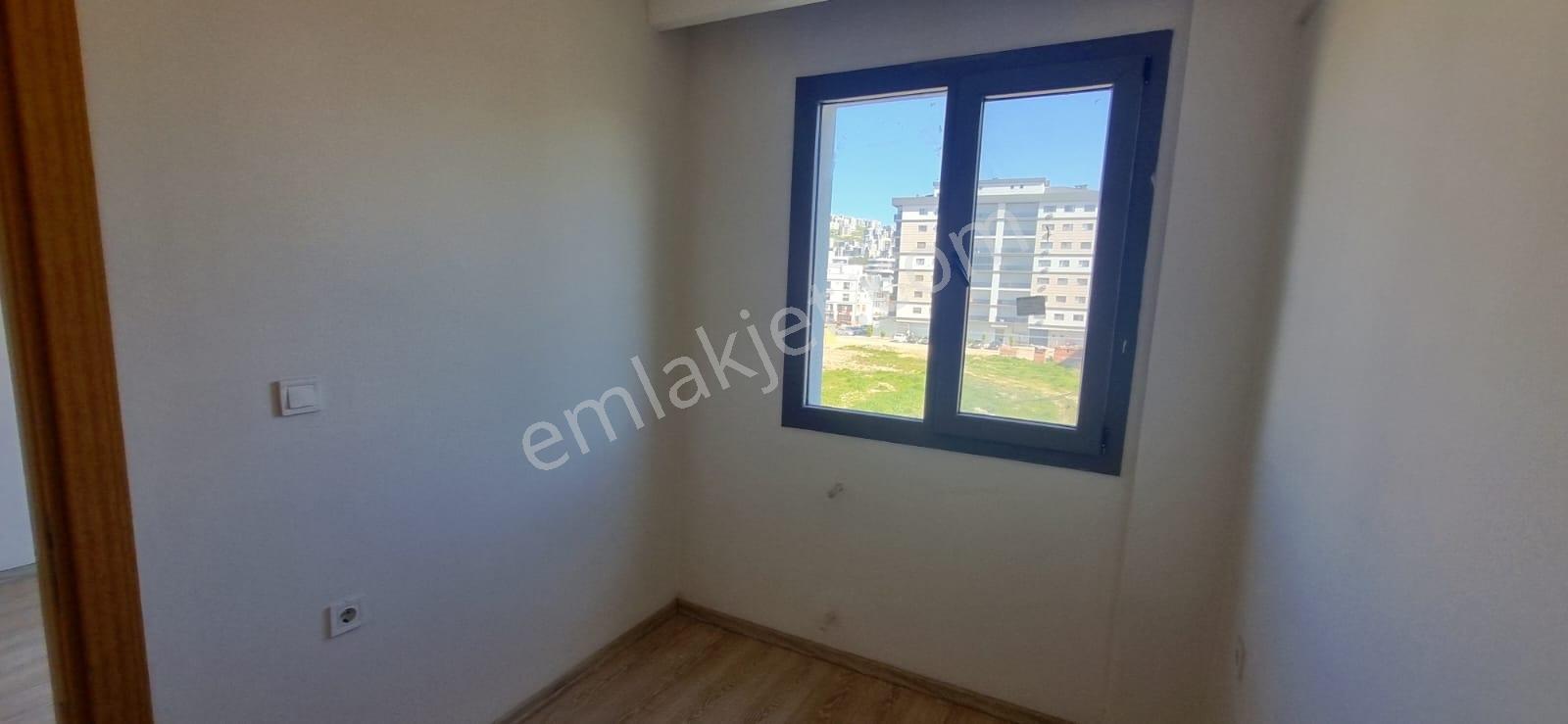 Çiğli Balatçıkda Üniversite Yakını Merkezi Kiralık 1+1 Daire - Görsel 14