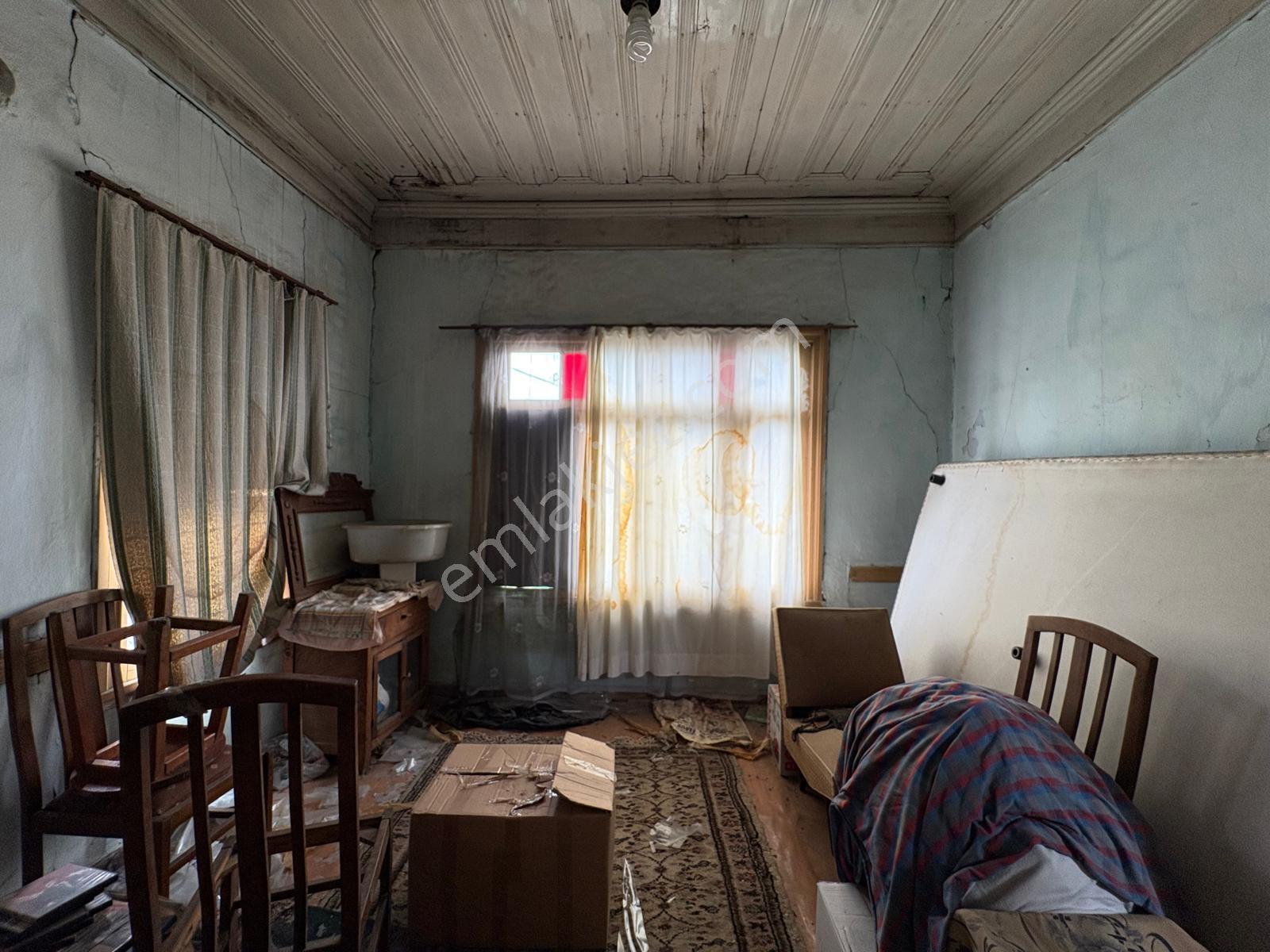 Beykozda Boğaz Manzaralı Bahçeli Satılık 2. Derece Tarihi Köşk - Görsel 28