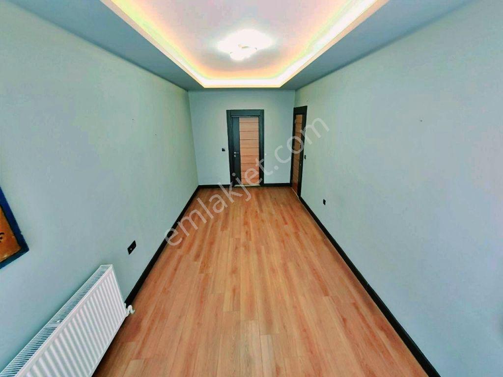 Uytundan Edremit Gazicelalde Lüx Site Kapalı Otoparklı 3+1 Daire - Görsel 25
