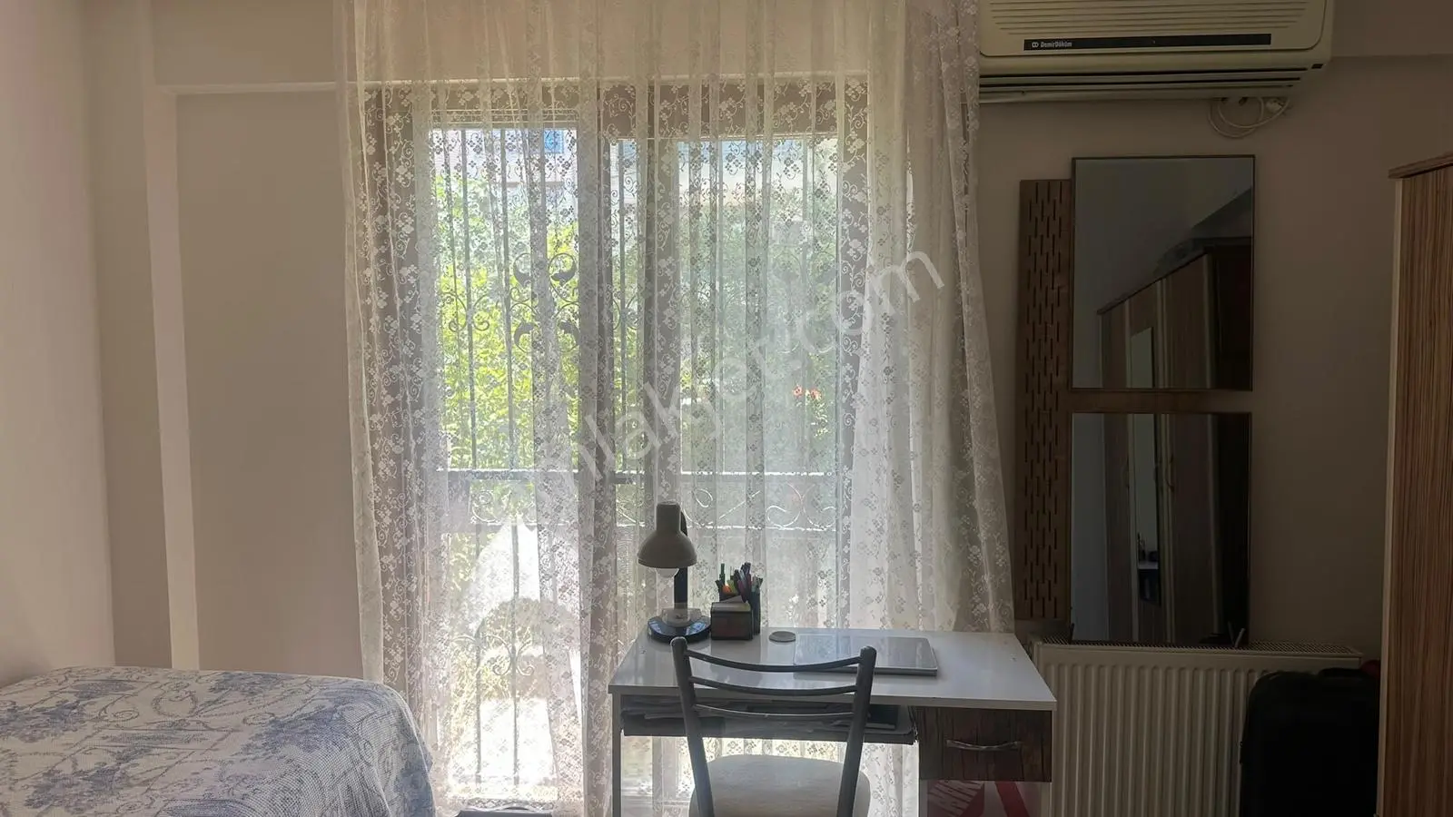 Katip Çelebi Üni. Yakınında Eşyalı Bahçeli 1+1 Kiralık Daire - Görsel 4