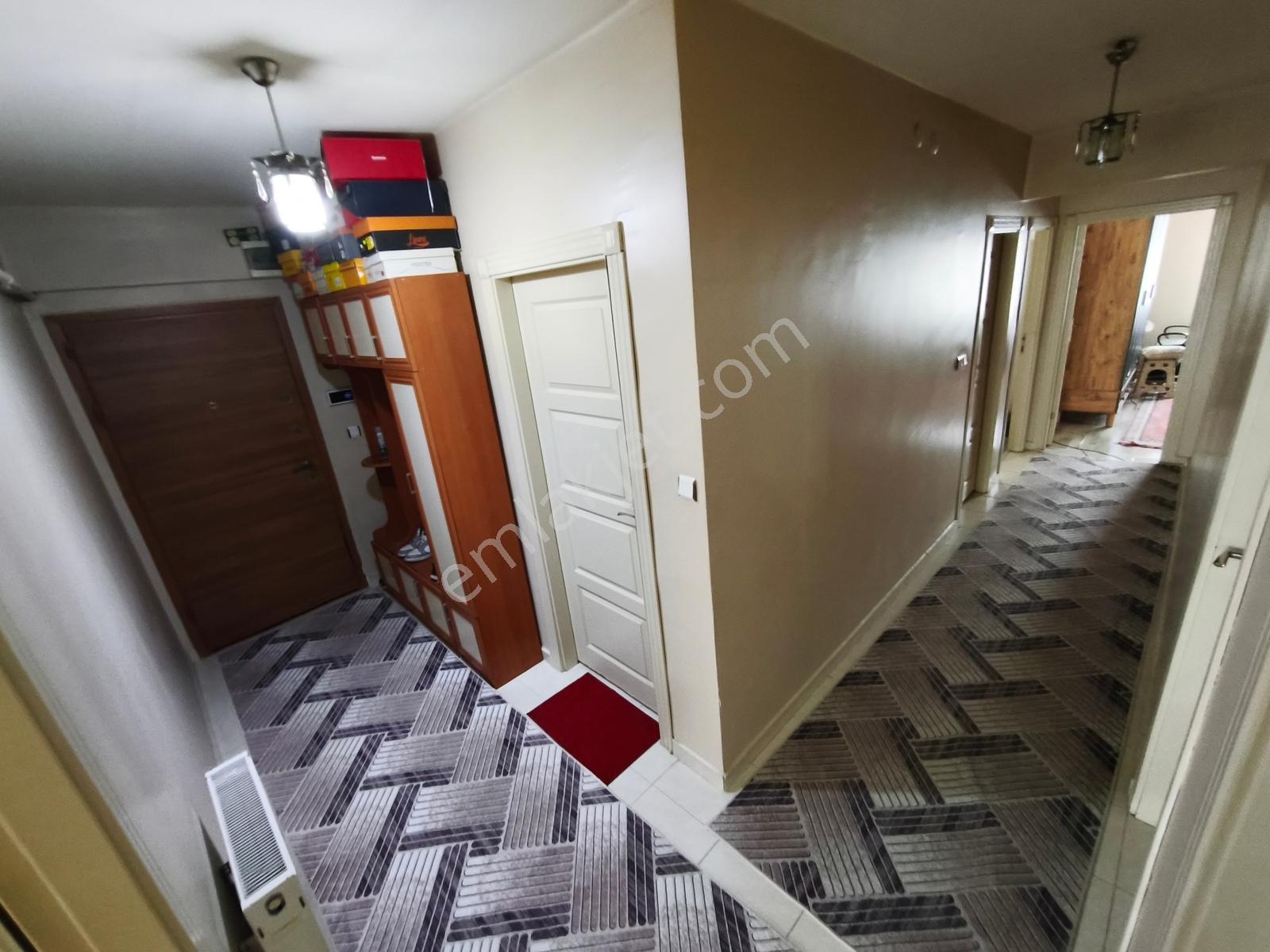 Yükseltepe'de Cadde Üzeri Geniş Kullanım Ön Cephe 140m² 3+1 Acil - Görsel 22
