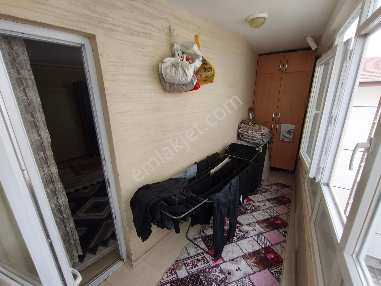 Yükseltepe'de Cadde Üzeri Geniş Kullanım Ön Cephe 140m² 3+1 Acil - Görsel 17