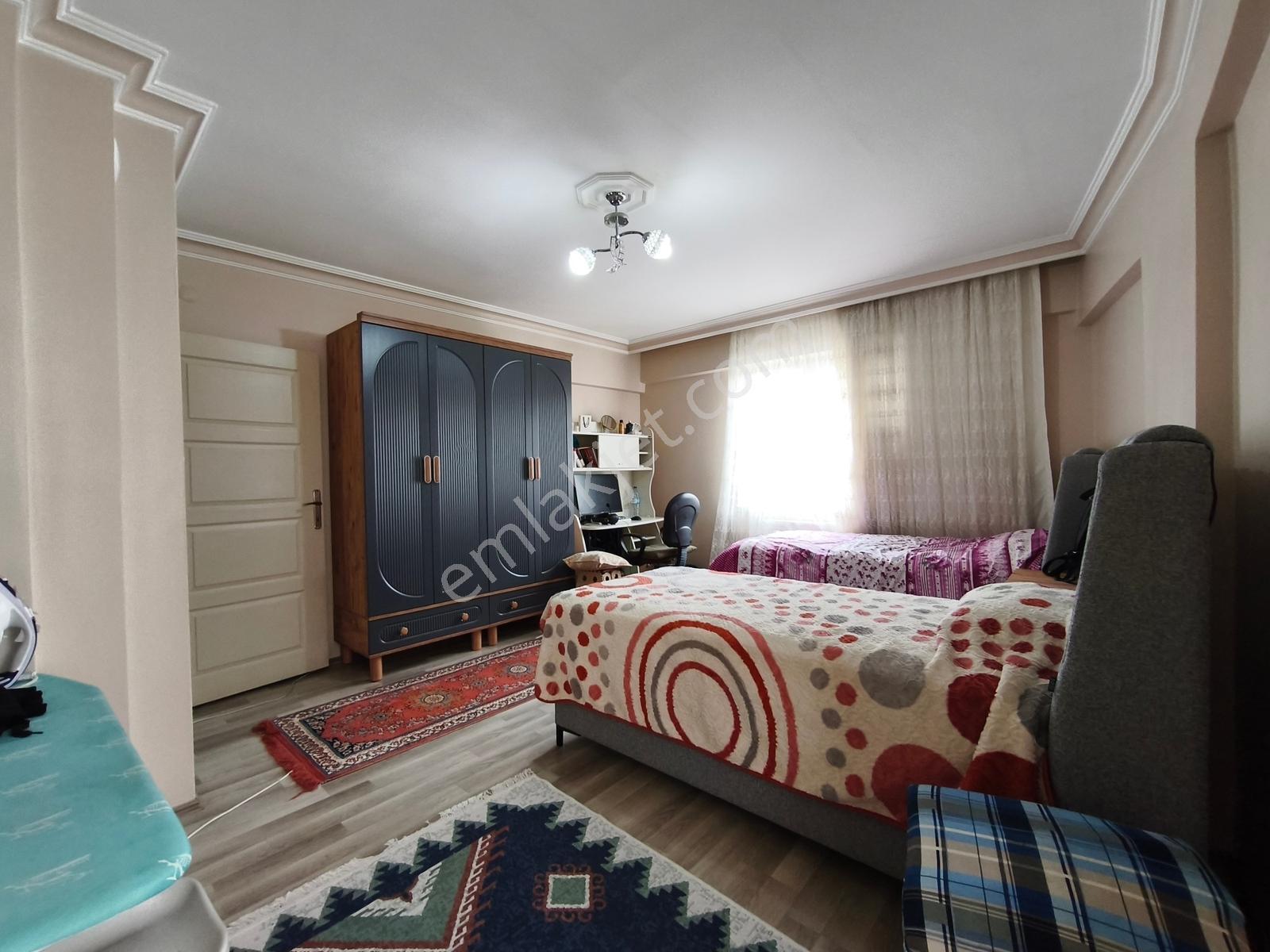 Yükseltepe'de Cadde Üzeri Geniş Kullanım Ön Cephe 140m² 3+1 Acil - Görsel 27