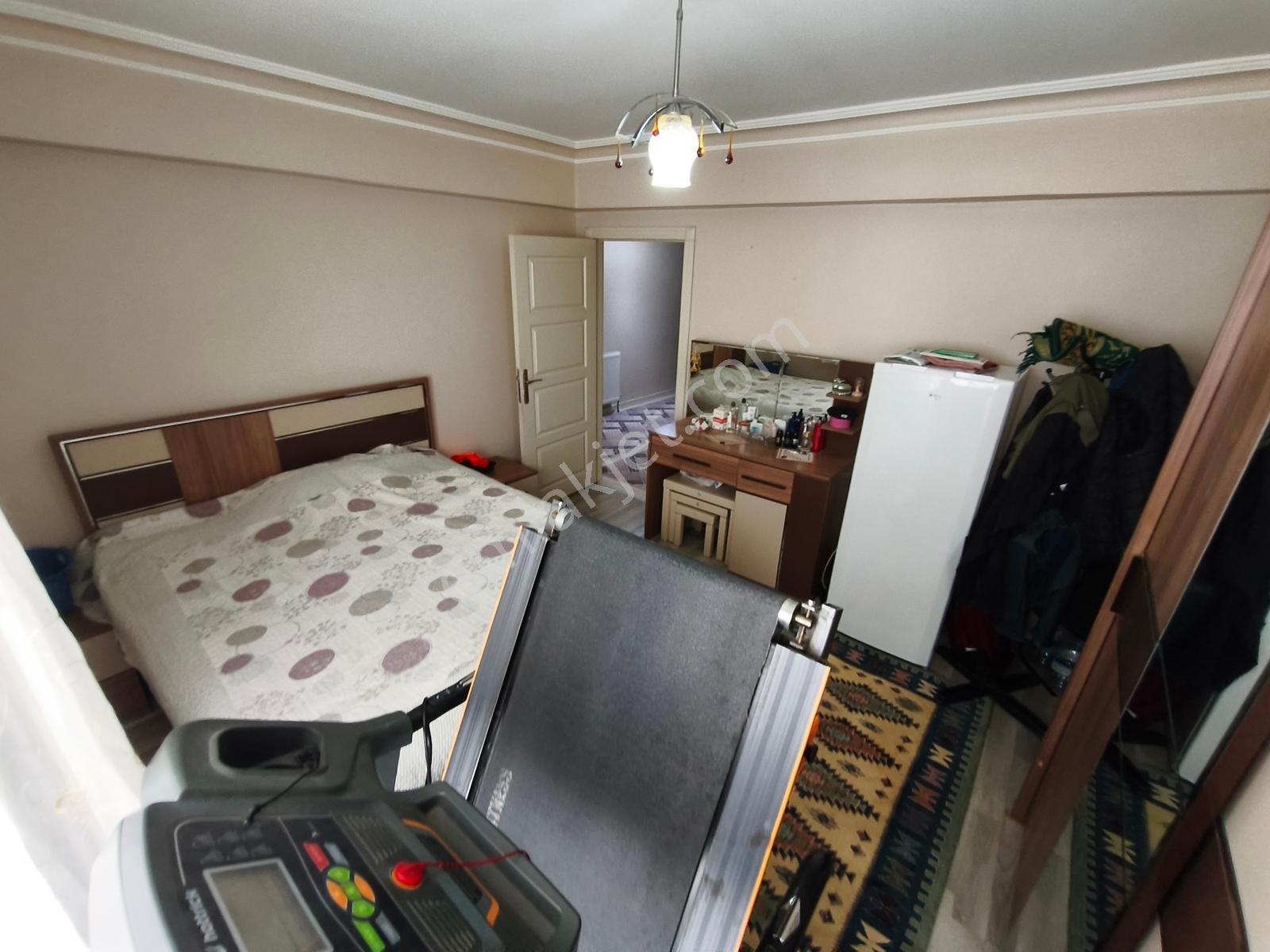 Yükseltepe'de Cadde Üzeri Geniş Kullanım Ön Cephe 140m² 3+1 Acil - Görsel 26