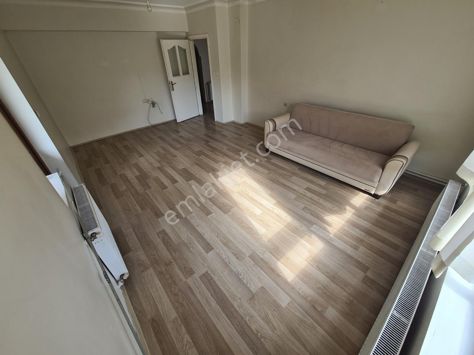Sancaktepe Göbekte 1.kat Ön Cephe 2-banyolu Kiralık 3+1 Daire - Görsel 14