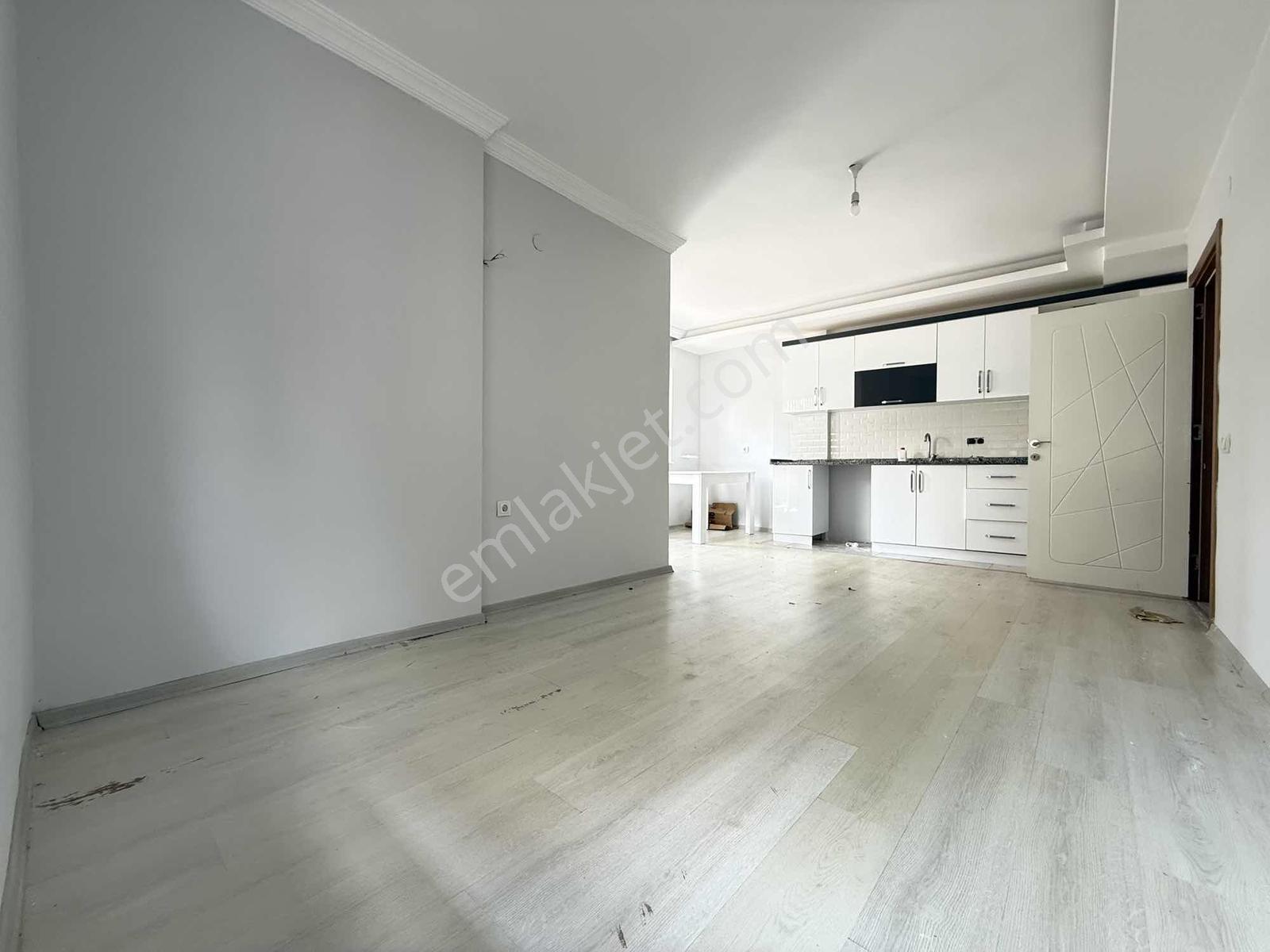 Kiralık_mükemeel_konumda_masrafsız_kullanışlı_demir_korkuluklu_! - Görsel 11