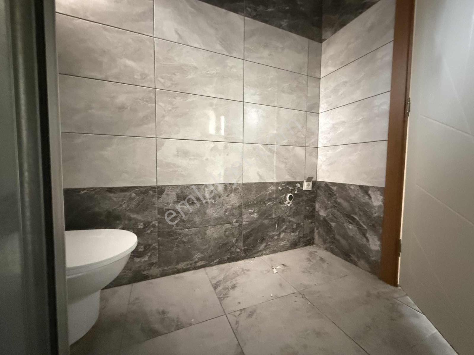 Kiralık_mükemeel_konumda_masrafsız_kullanışlı_demir_korkuluklu_! - Görsel 18