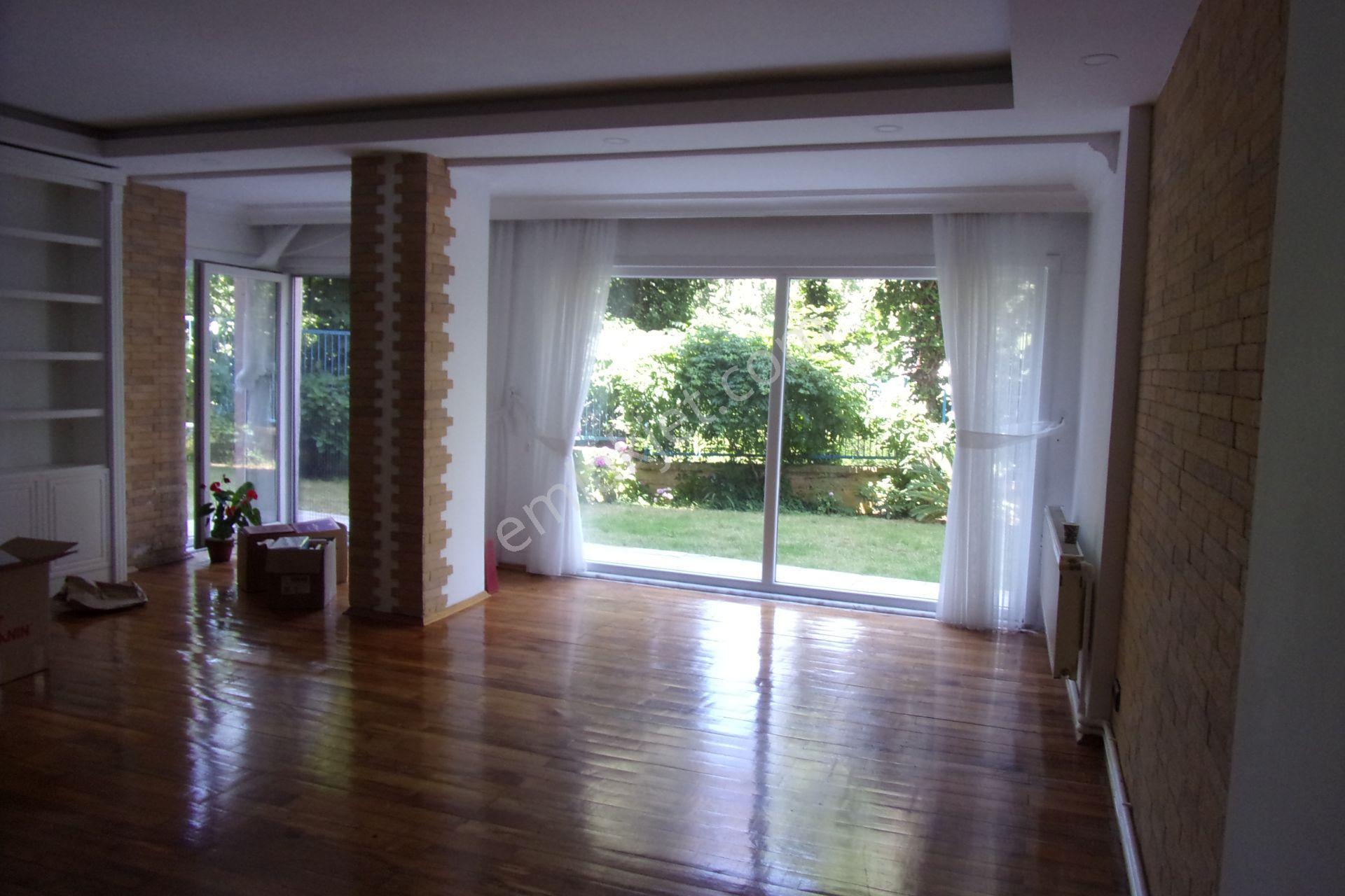 Tarabya Sanatçılar Sitesinde 4+1 200 Metrekare Muhteşem Satılık Bahçe Katı - Görsel 8
