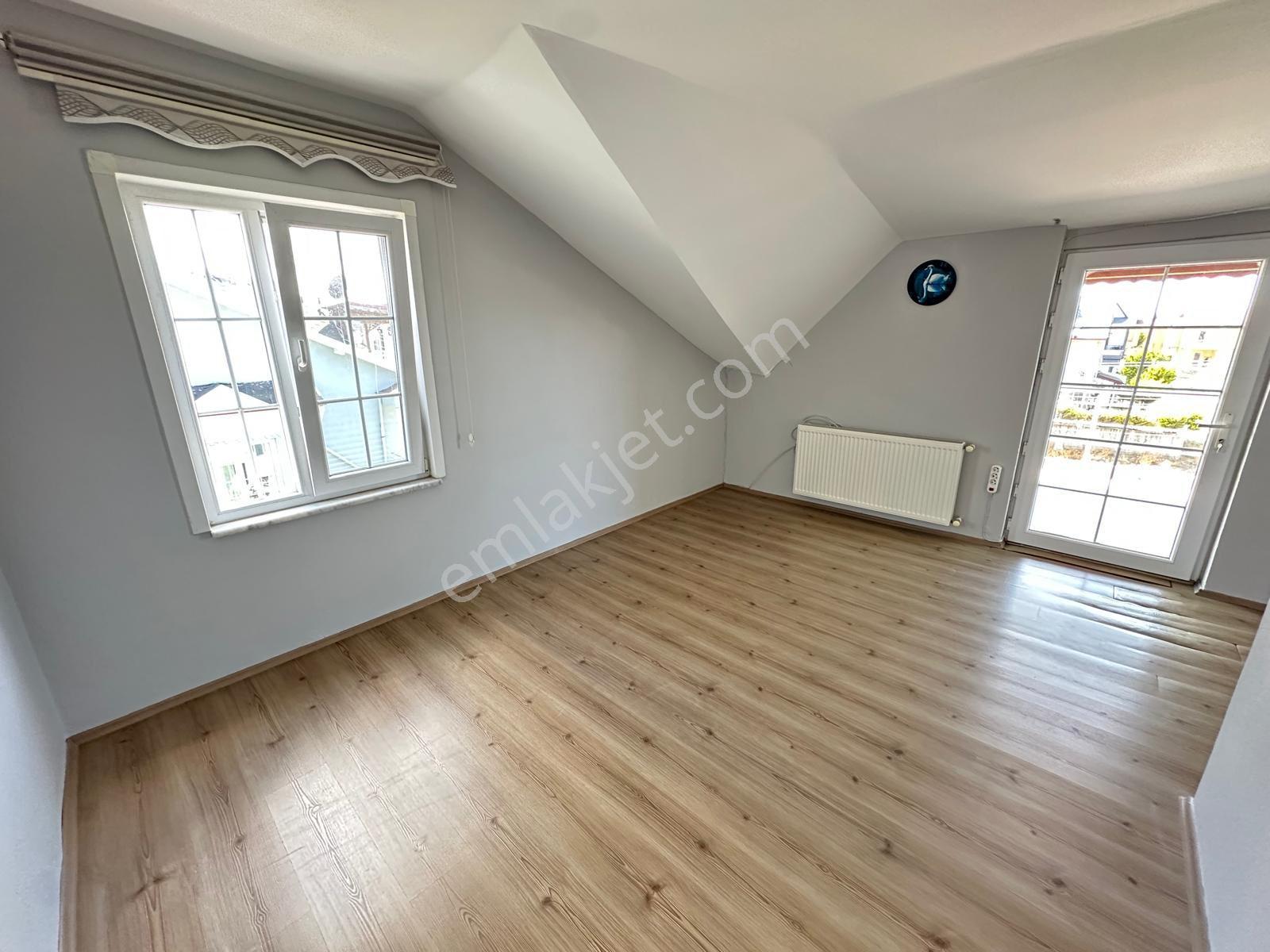 Kocaali Yalı Mahallesinde 3+1 Müstakil Bahçeli Satılık Tripleks Villa - Görsel 22