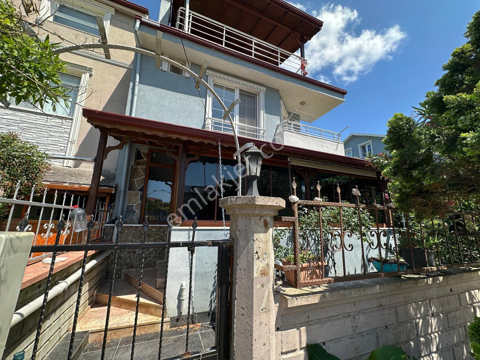 Kocaali Yalı Mahallesinde 3+1 Müstakil Bahçeli Satılık Tripleks Villa - Görsel 12