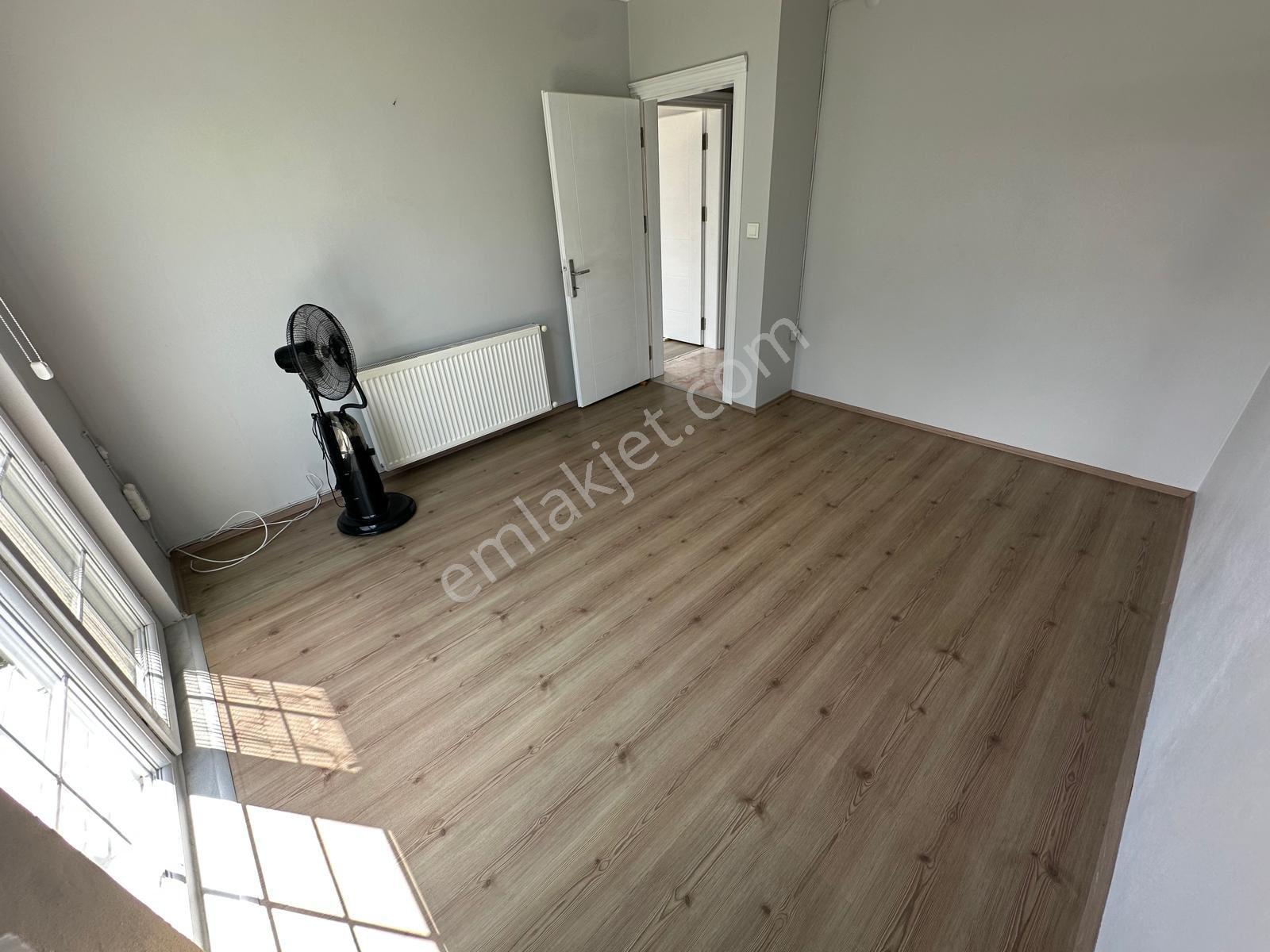 Kocaali Yalı Mahallesinde 3+1 Müstakil Bahçeli Satılık Tripleks Villa - Görsel 16