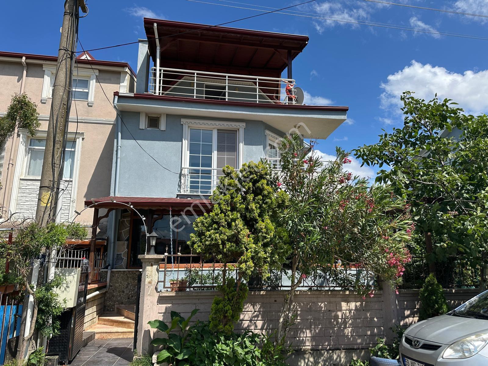 Kocaali Yalı Mahallesinde 3+1 Müstakil Bahçeli Satılık Tripleks Villa - Görsel 2