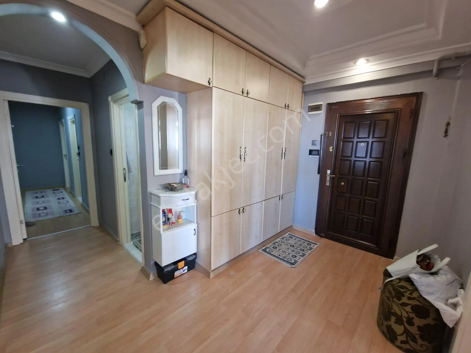 4+1güzelyalı Kap.mutfak 3banyo 3wc 240m2 Gdb Cephe 2balkon Site İçi Sosyete Pazarı Civ.az Hasarlı - Görsel 20