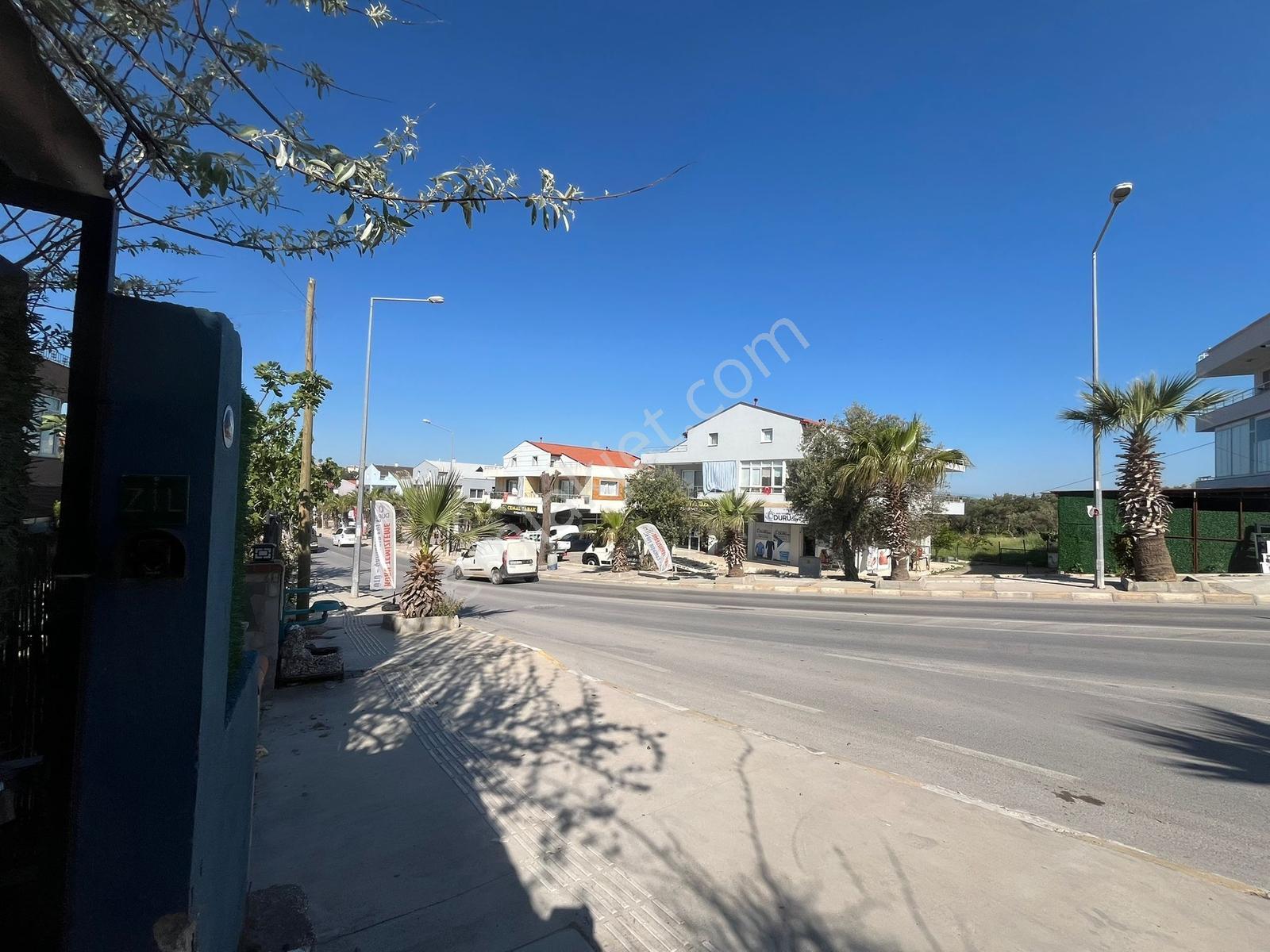 Urla Yaka Mahallesi'nde Kiralık 125 M2 Depo - Görsel 2