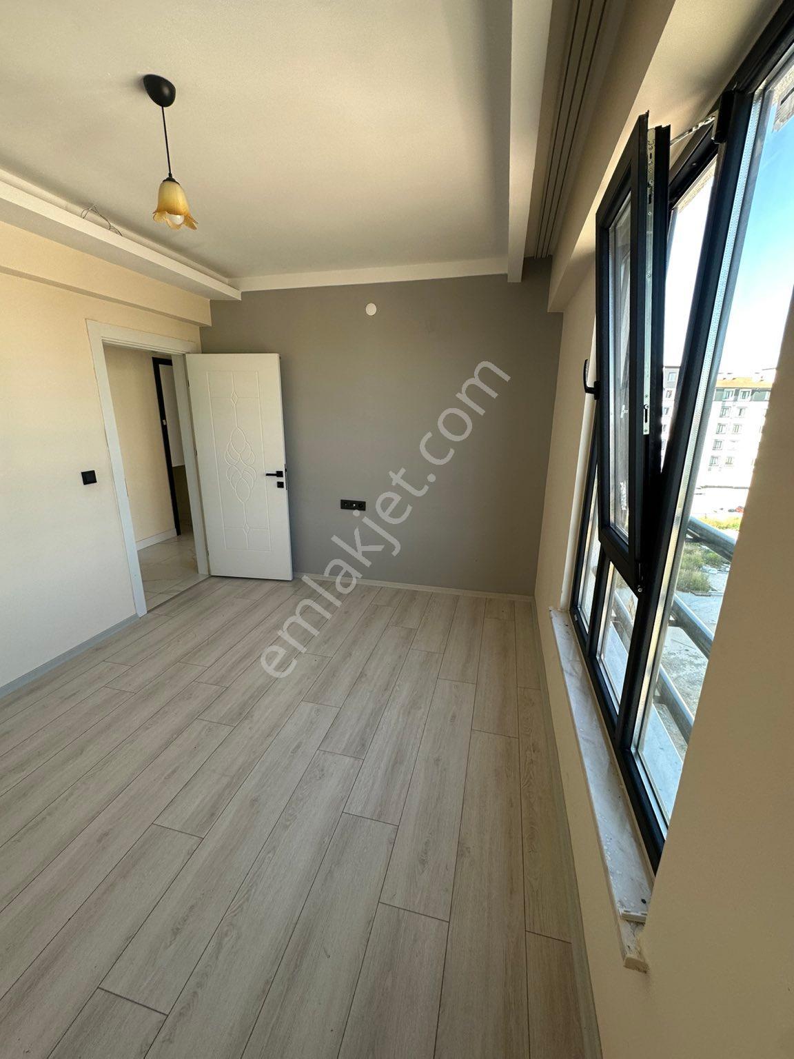 B.kumköprü Cad. 1parsel İçerde Lüks Site İçi Arakat 2+1 - Görsel 12
