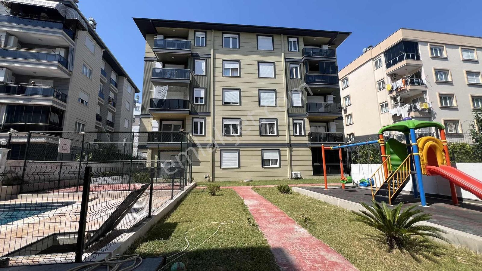 Kızıltoprak Florya Park Sitesinde Kiralık 1+1 Daire - Görsel 6