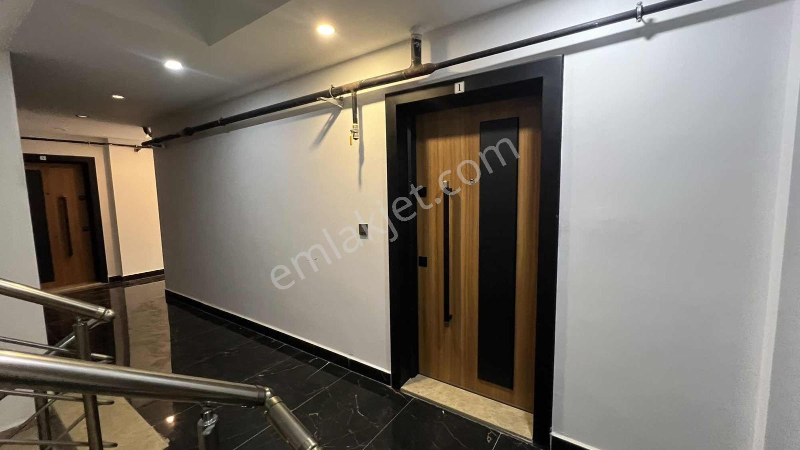 Kızıltoprak Florya Park Sitesinde Kiralık 1+1 Daire - Görsel 18