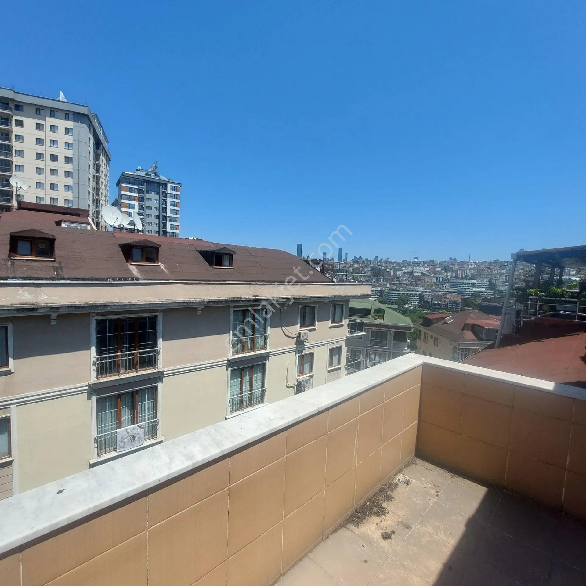 Kağıthane Nurtepe'de Asansörlü 3+1 Satılık Dublex Daire - Görsel 2
