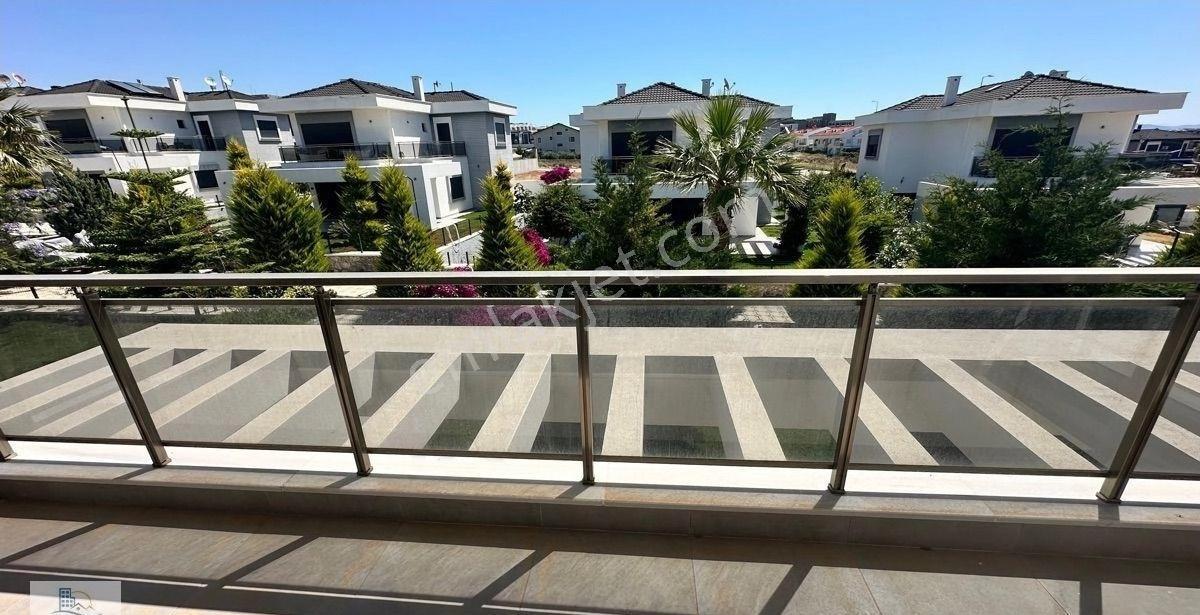 Efeler Mah 500 Mt Arsa İçinde Tam Müstakil Havuzlu Full Eşyalı 4+1 Lüks Villa - Görsel 20