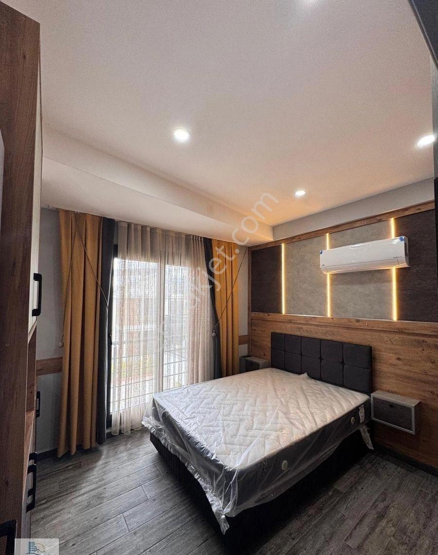 Hisar Mahallesinde Deniz Manzaralı Havuzlu Full Eşyalı 3 + 1 Villa - Görsel 9