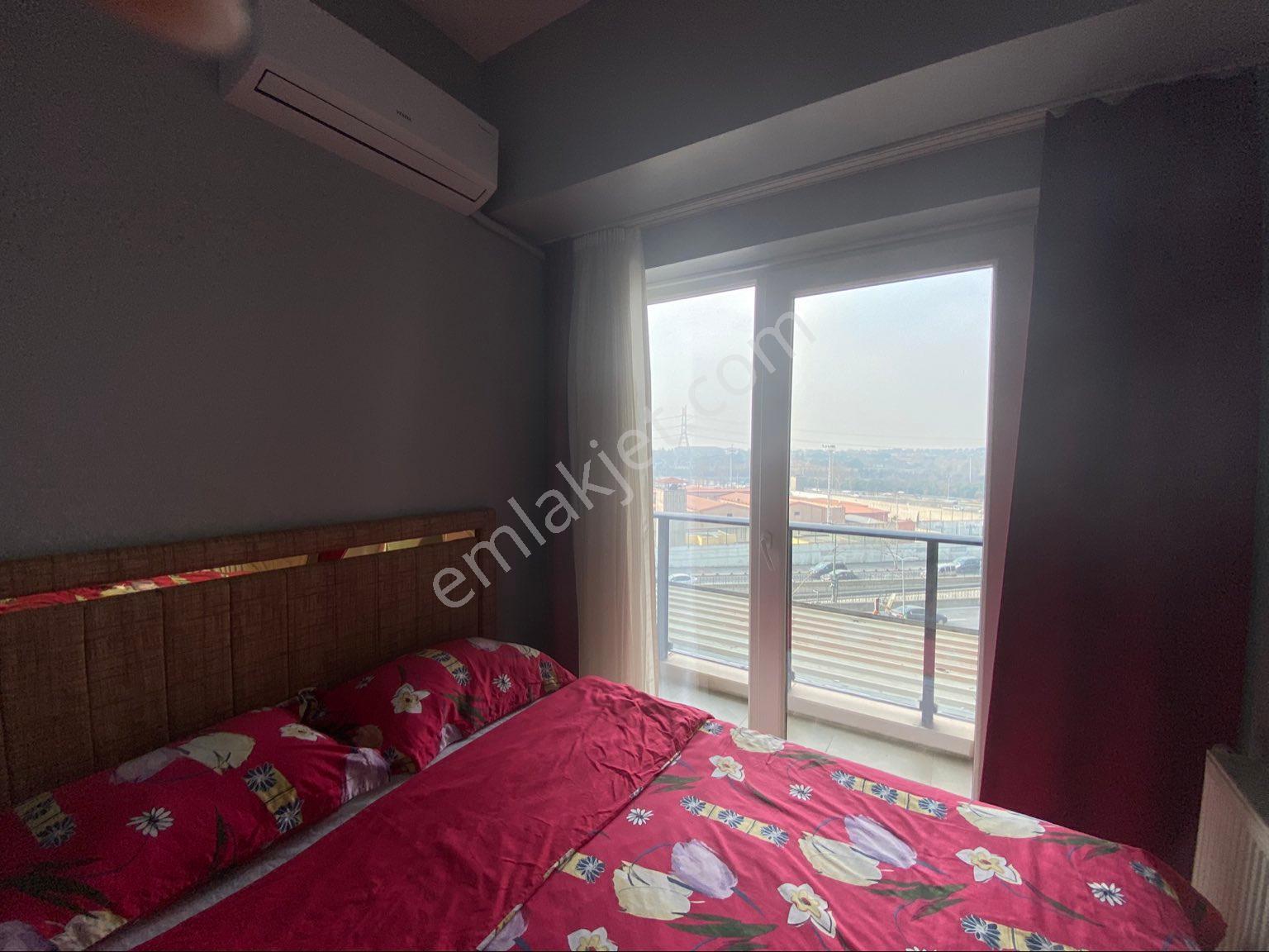 Kiptaş Venezia Mega Eşyalı Kiralık 2+1 Bahçe Katı Herşey Dahil Fiyat - Görsel 29