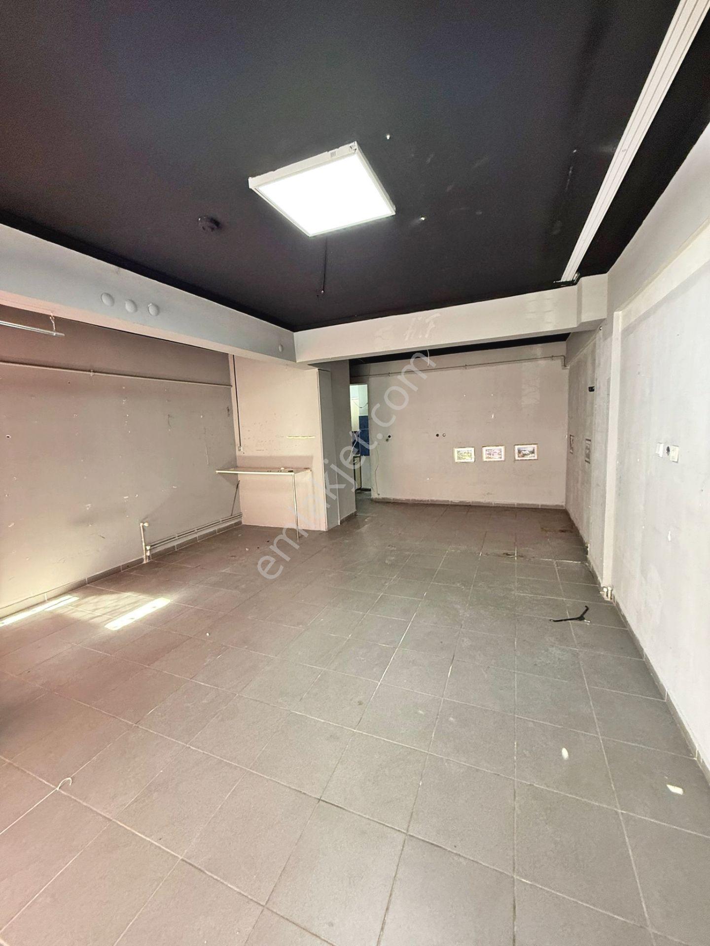 Sağduyu Cadde Yakınında Depolu Kombili Kiralık Dükkan - Görsel 11