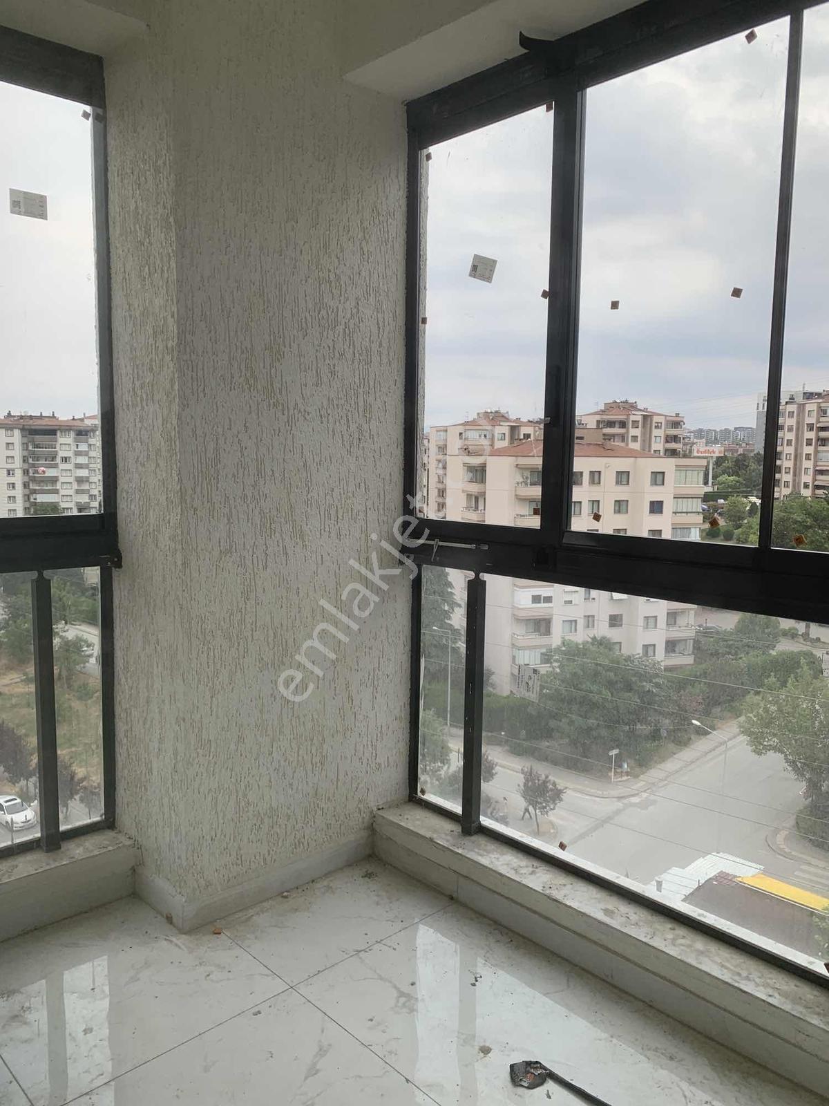 Ataevler Mahallesinde Kiralık Ultra Lüx 3+1 Daire - Görsel 8
