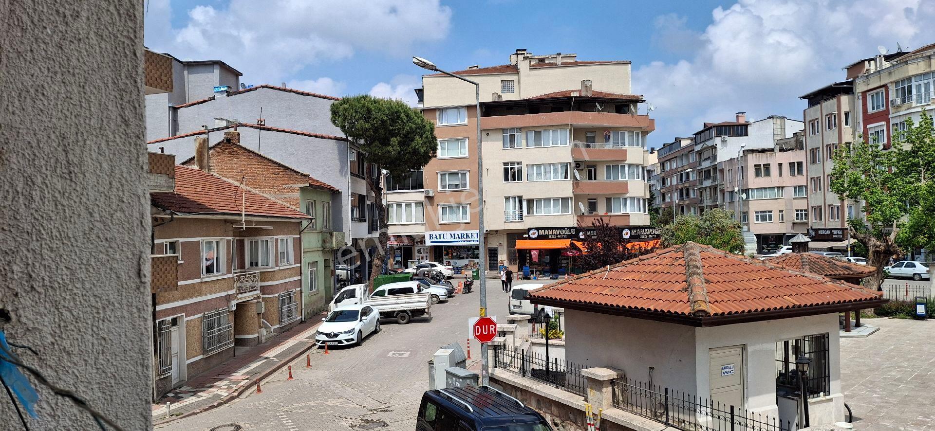 Ulu Caminin Yanında Kiralık 2+1 Daire - Görsel 11