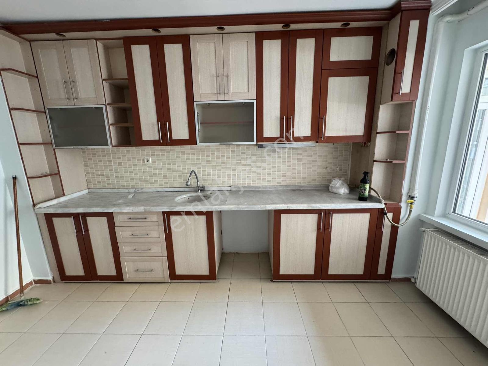 Sağlam Emlaktan Dervişpaşada Kiralık 3+1 Afjetli Ara Kat Daire - Görsel 16