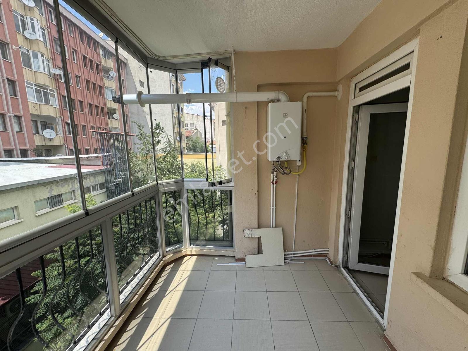 Sağlam Emlaktan Dervişpaşada Kiralık 3+1 Afjetli Ara Kat Daire - Görsel 11