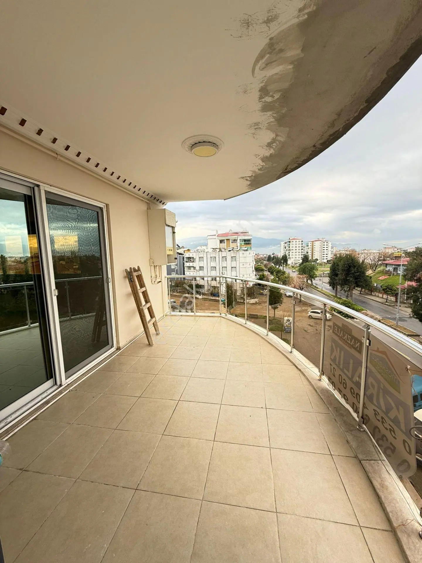 Kiralık Dublex Nazilli Yeşil Mahallesi'nde 3+1 Geniş Balkonlu Kiralık Daire