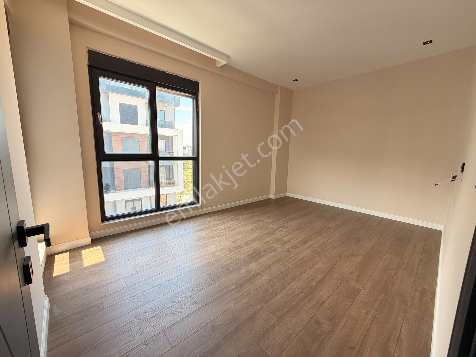 Nefes Bahçe/köşe Daire/3+1 155 M2/mazının En Prestijli Sitesi... - Görsel 10