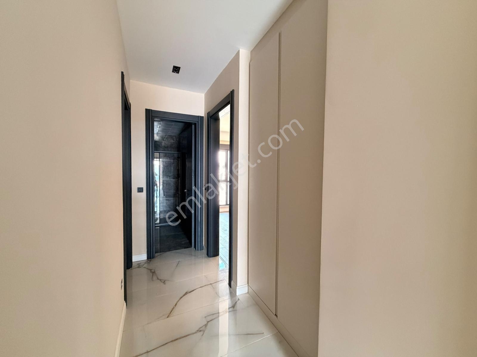 Nefes Bahçe/köşe Daire/3+1 155 M2/mazının En Prestijli Sitesi... - Görsel 12