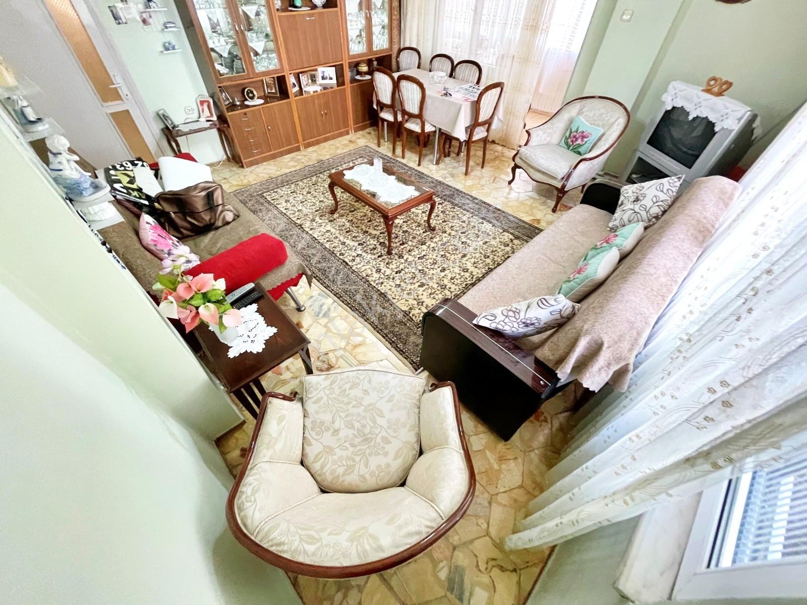 Parstan Sarıkızda Denize 50m Mesafede Full Eşyalı Arakat 2+1 - Görsel 13