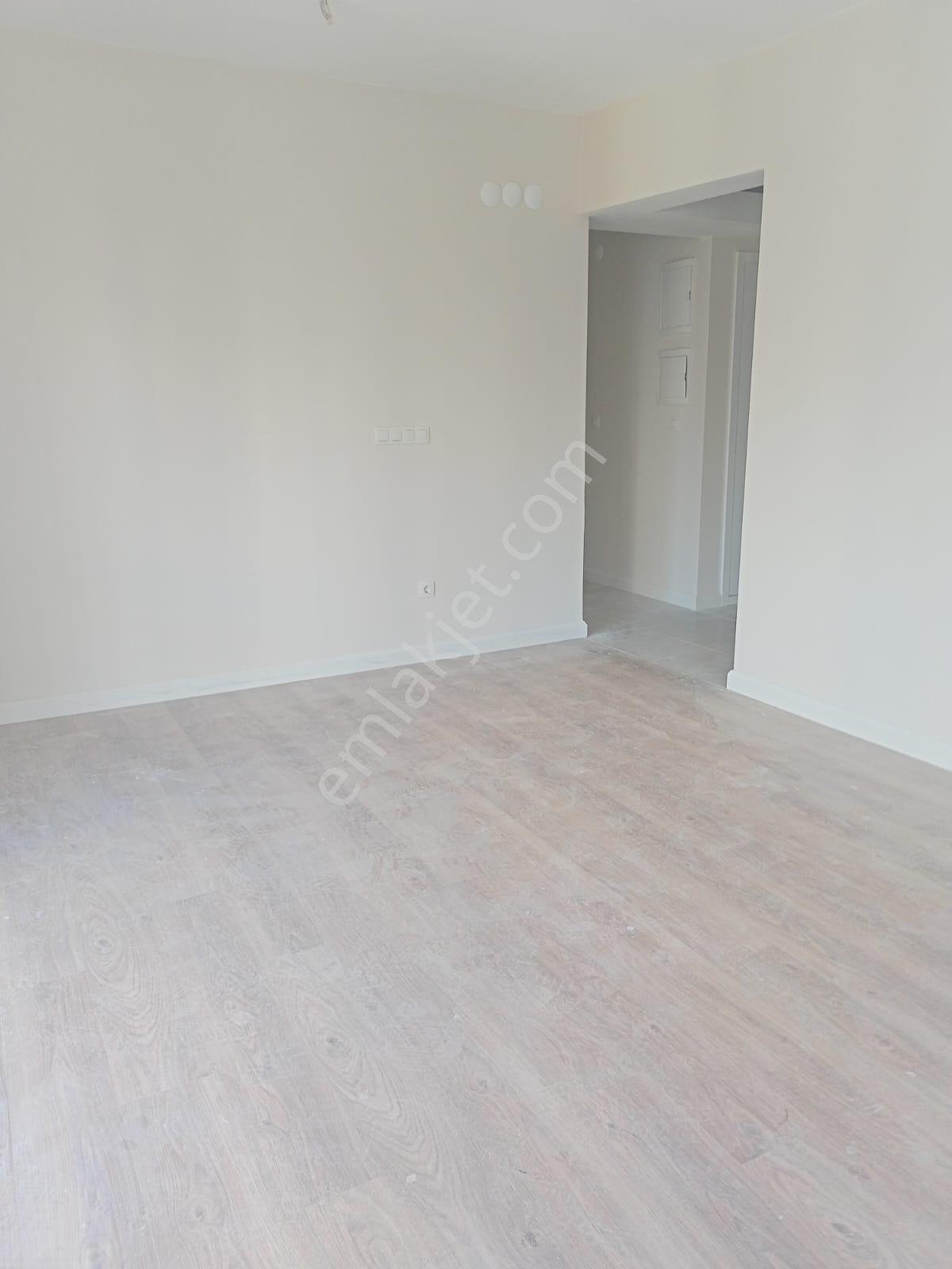 Kepez Suryapı C Parsel 2+1 Kiralık Giriş Daire - Görsel 2