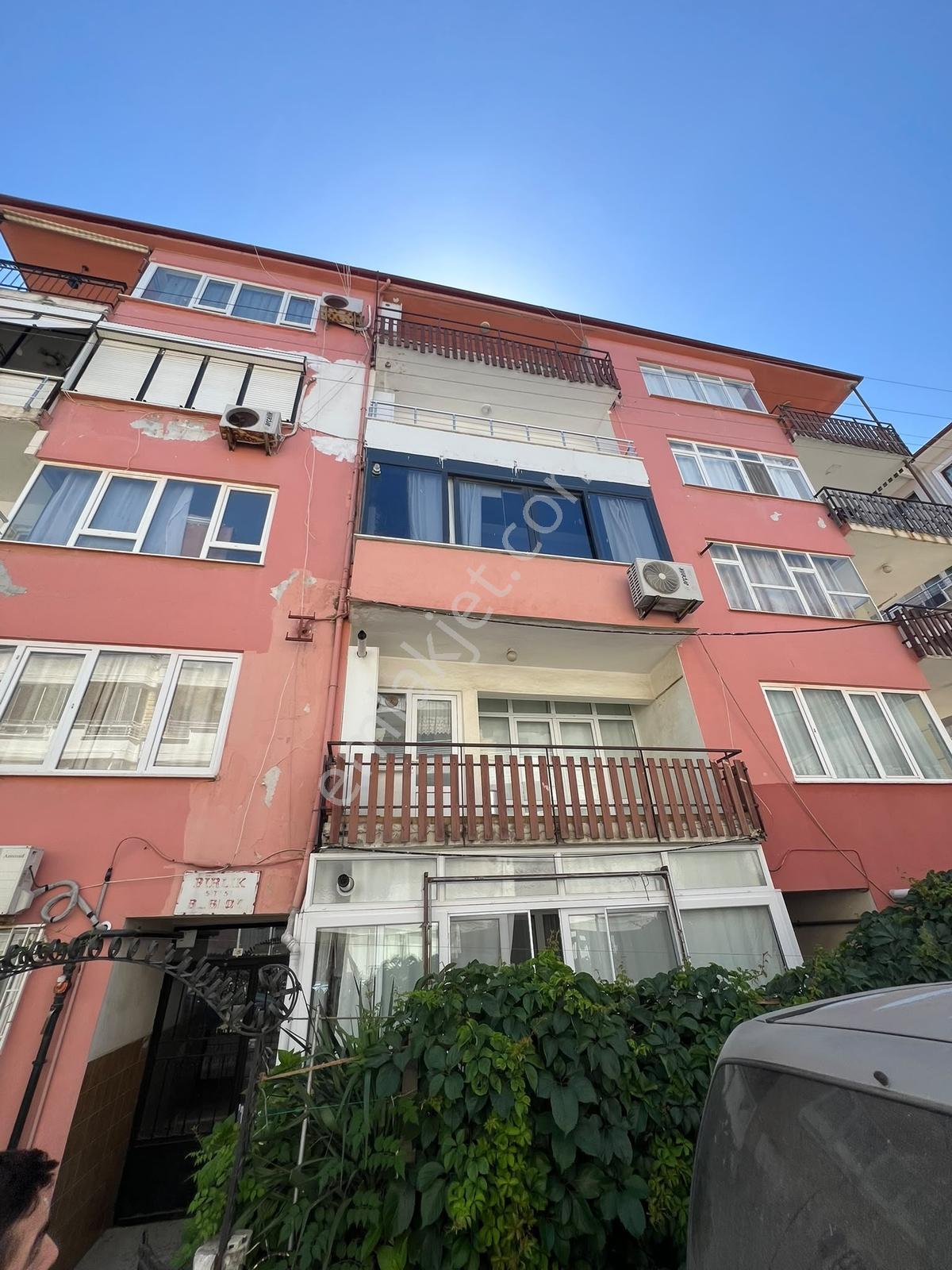 Yalova Çınarcık'ta Yenilenmiş Eşyalı Bakımlı 2+1 Daire - Görsel 5