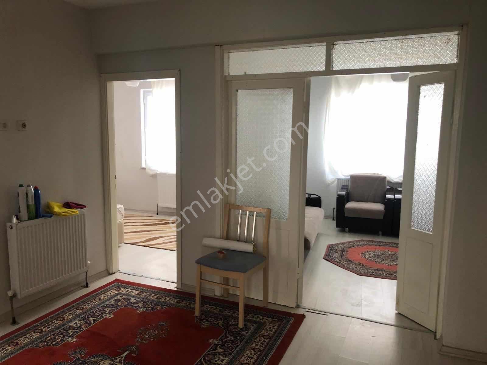 Ersay'dan Satılık-eşyalı/kiracılı-çarşı Merkezi