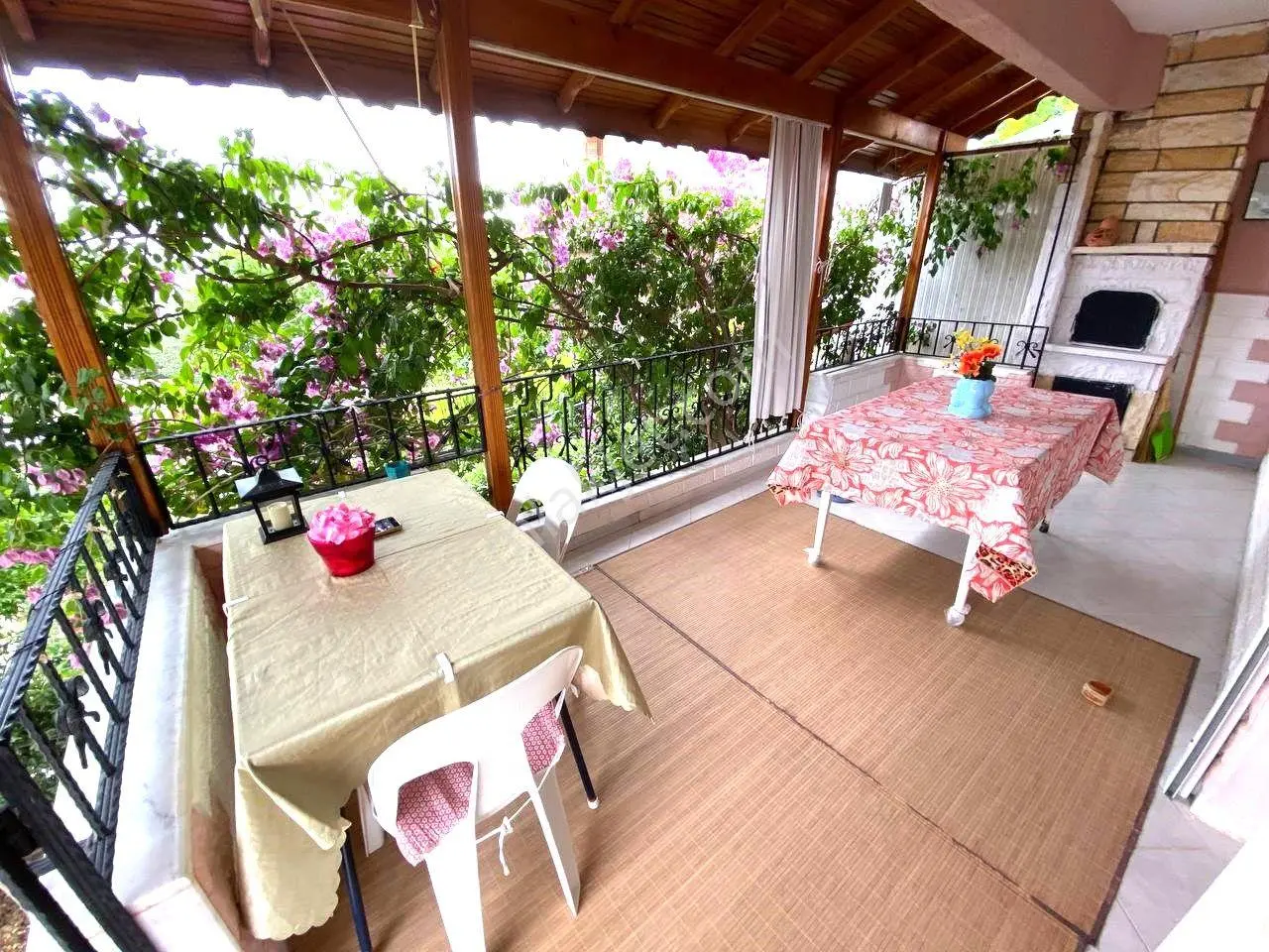 Aktiften Pelitköy İçmeler'de Deniz Manzaralı Harika Konumda 3+1 Geniş Verandalı Satılık Villa - Görsel 2